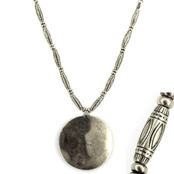 Brand New Slv Tone Hammered Necklace & Earring Set - Picture 1 of 2